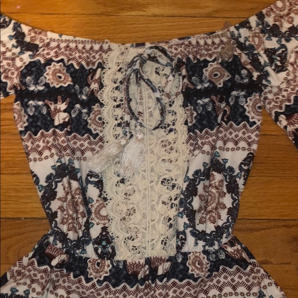 Romper - Picture 2 of 4